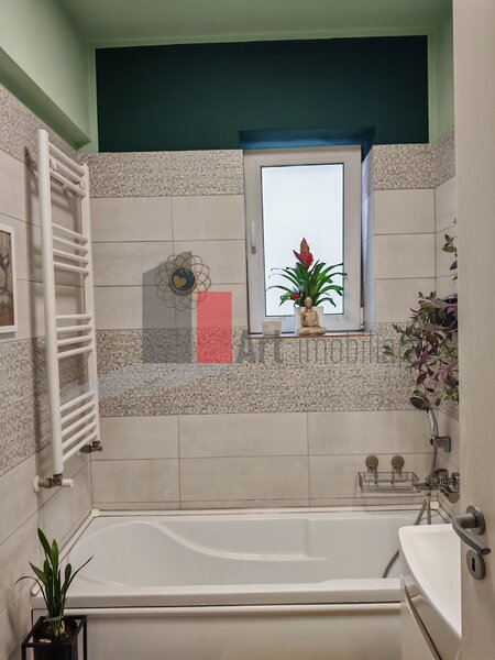 Pacii Apartament cu 2 camere de vanzare -cu centrala-mobilat si utilat